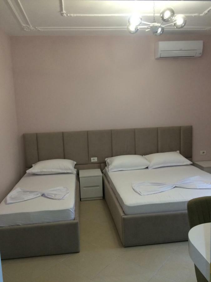 Merkaj Hotel Берат Экстерьер фото