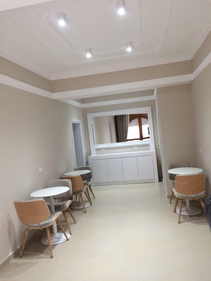 Merkaj Hotel Берат Экстерьер фото